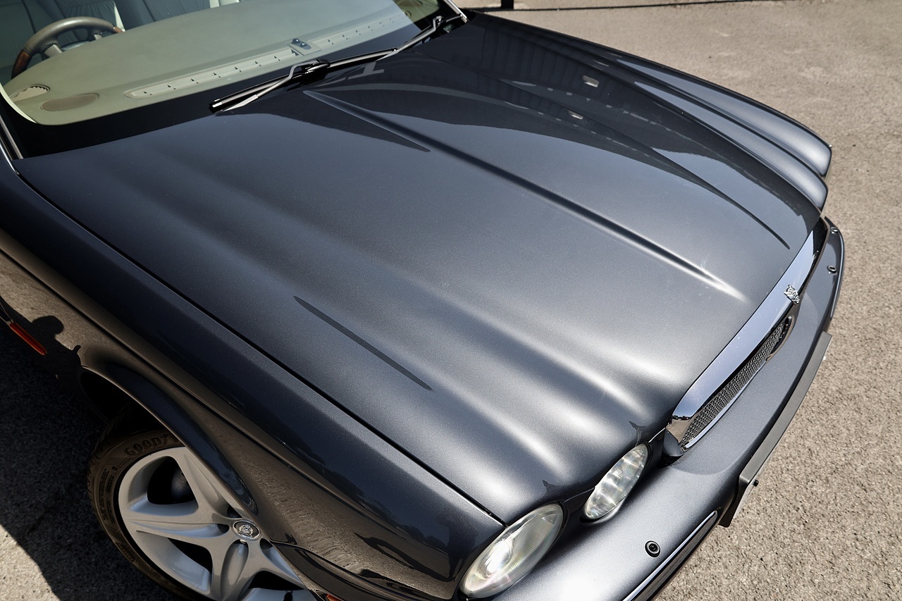 Jaguar XJ8 4.2 V8 Sovereign UK Supplied + Comprehensive History + Exceptional Condition - Large 9
