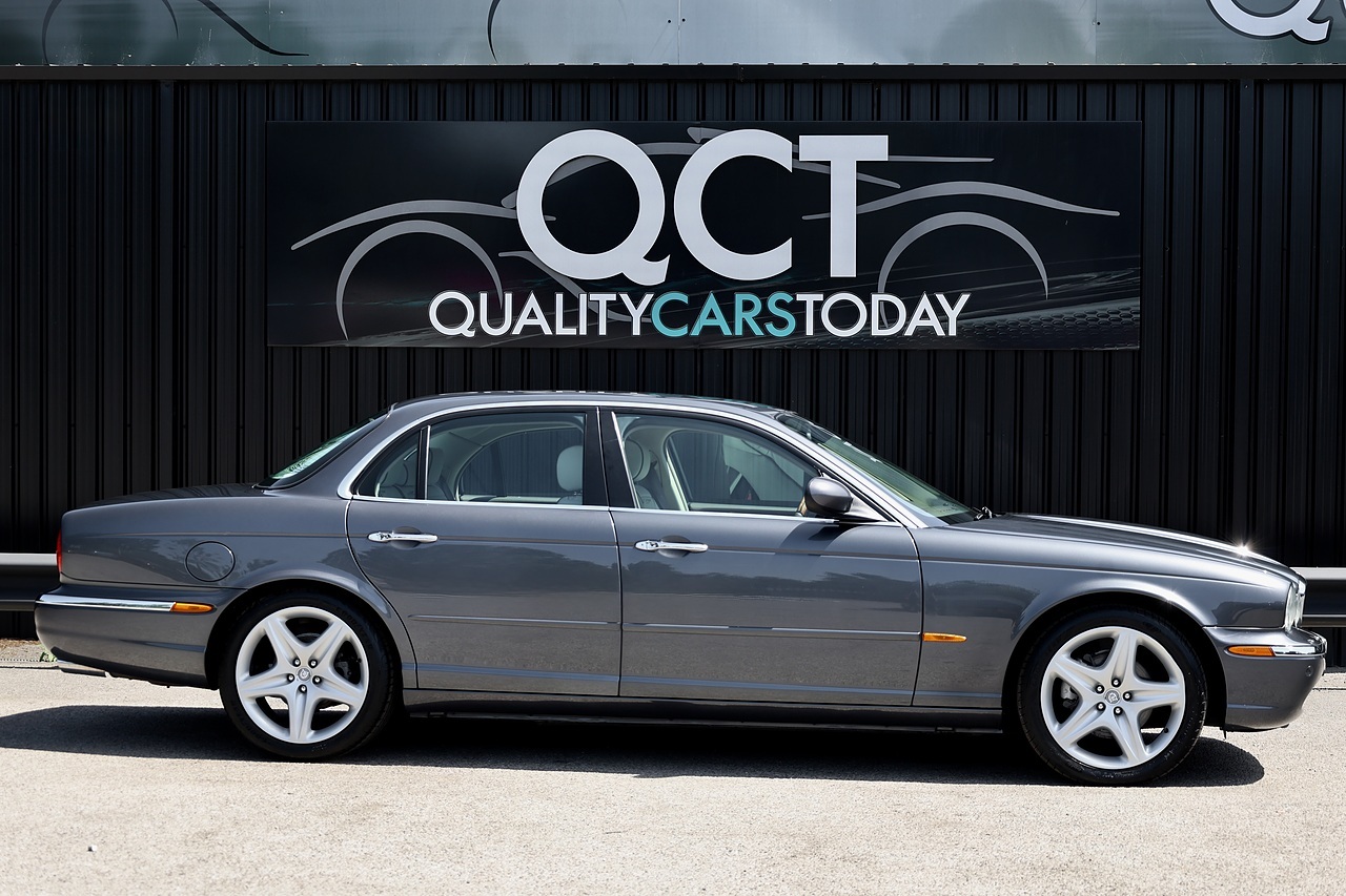Jaguar XJ8 4.2 V8 Sovereign UK Supplied + Comprehensive History + Exceptional Condition - Large 5