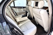 Jaguar XJ8 4.2 V8 Sovereign UK Supplied + Comprehensive History + Exceptional Condition - Thumb 39