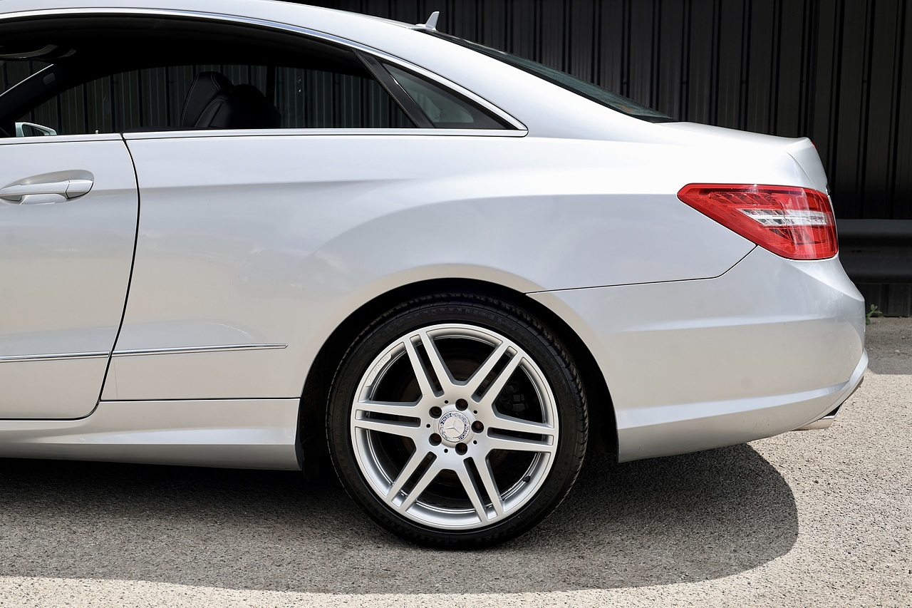 Mercedes-Benz E350 CDI AMG Sport Coupe Full Service History + Significant Recent Expenditure - Large 29