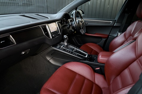 Macan GTS SUV 3 Automatic Petrol