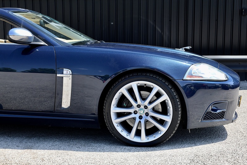 Jaguar XKR Convertible 4 Former Keepers + 17 Services + Desirable Specification Image 15