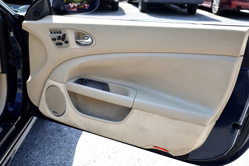 Jaguar XKR Convertible 4 Former Keepers + 17 Services + Desirable Specification Image 17