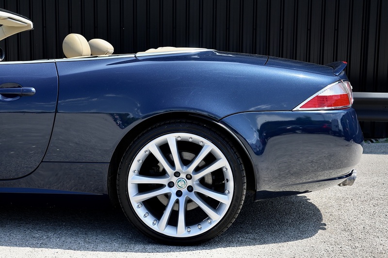Jaguar XKR Convertible 4 Former Keepers + 17 Services + Desirable Specification Image 24