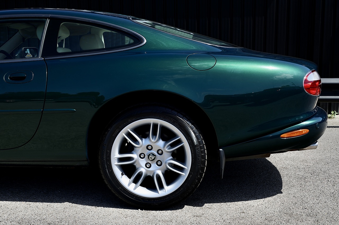 Jaguar XK8 Just 28k Miles + Full Service History + Exceptional - Large 31