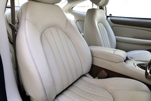Jaguar XK8 Just 28k Miles + Full Service History + Exceptional - Thumb 8