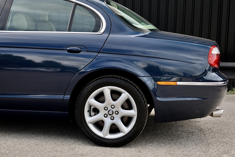 Jaguar S-Type 3.0 Manual Extremely Rare Manual Gearbox + High Luxury Leather Image 30