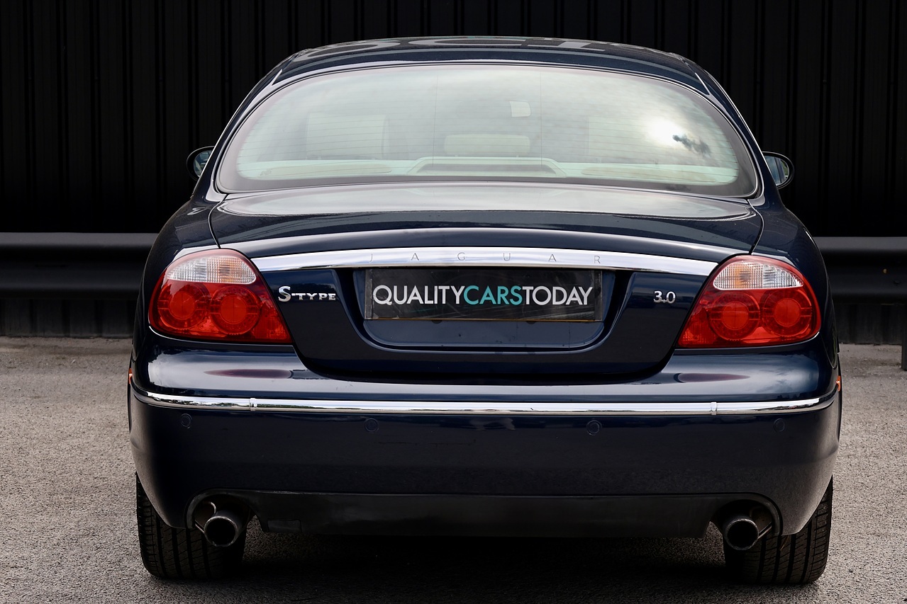 Jaguar S-Type 3.0 Manual Extremely Rare Manual Gearbox + High Luxury Leather - Large 4