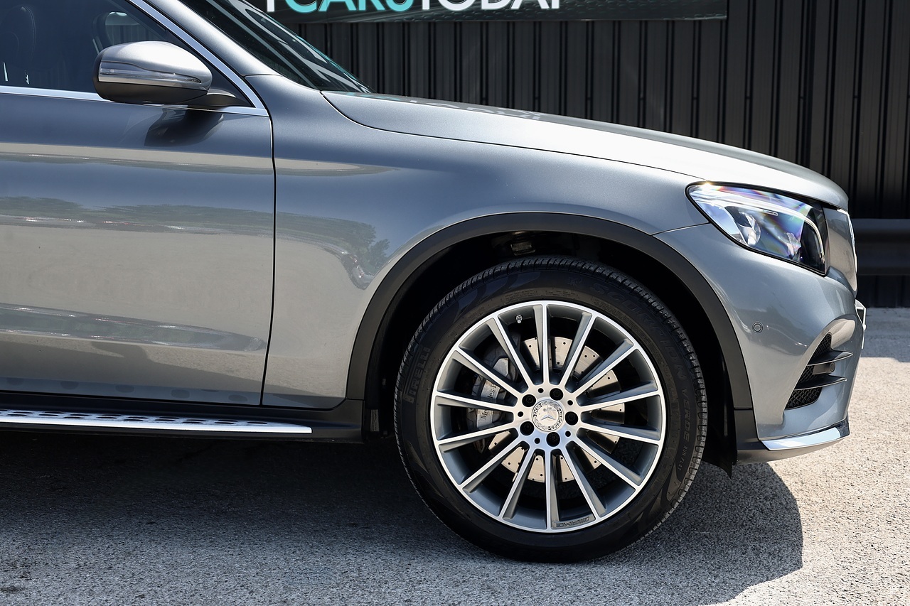 Mercedes-Benz GLC 250d AMG Line Prem+ Just 22k Miles + Distronic Radar Cruise + Pano Rofo - Large 19