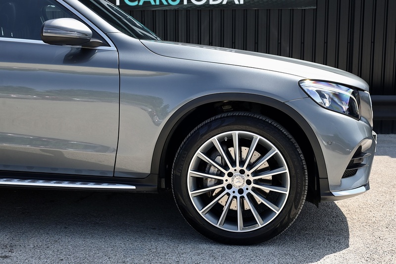 Mercedes-Benz GLC 250d AMG Line Prem+ Just 22k Miles + Distronic Radar Cruise + Pano Rofo Image 19