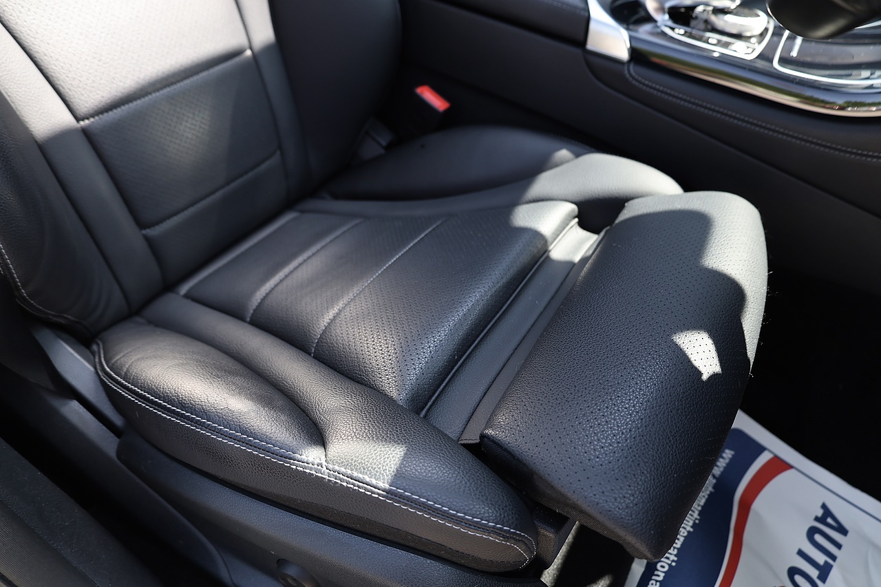 Mercedes-Benz GLC 250d AMG Line Prem+ Just 22k Miles + Distronic Radar Cruise + Pano Rofo - Large 22
