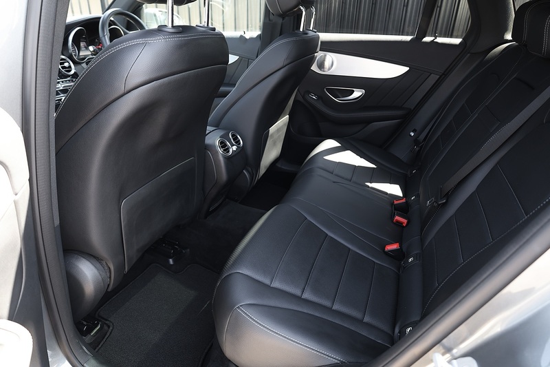 Mercedes-Benz GLC 250d AMG Line Prem+ Just 22k Miles + Distronic Radar Cruise + Pano Rofo Image 11