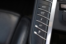 Porsche Macan Turbo 2 Former Keepers + £10k Options + Air Suspension + Pano Roof - Thumb 14
