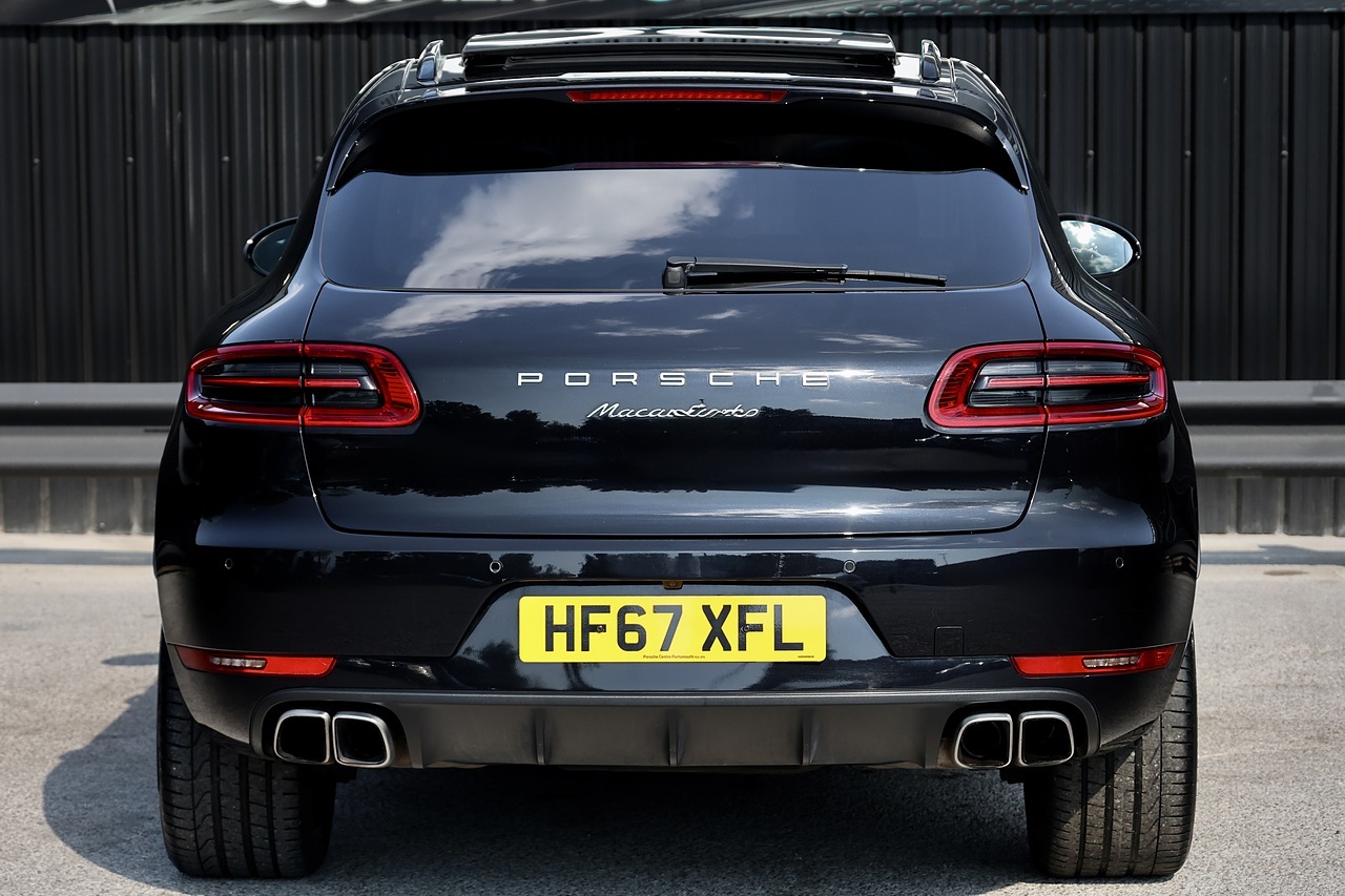Porsche Macan Turbo 2 Former Keepers + £10k Options + Air Suspension + Pano Roof - Large 4