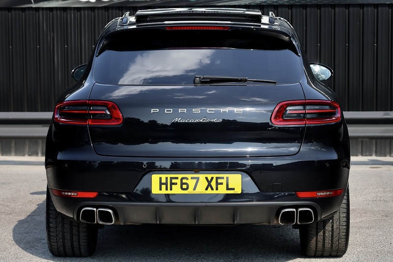 Porsche Macan Turbo 2 Former Keepers + £10k Options + Air Suspension + Pano Roof Image 4
