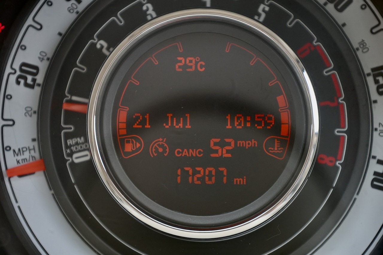 Fiat 500 Pop 1.2 Manual  + Bianco + Just 17k Miles - Large 15