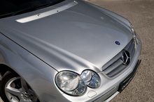 Mercedes-Benz CLK 220 CDI Elegance Just 52k Miles + AMG Wheels + Exceptional - Thumb 12
