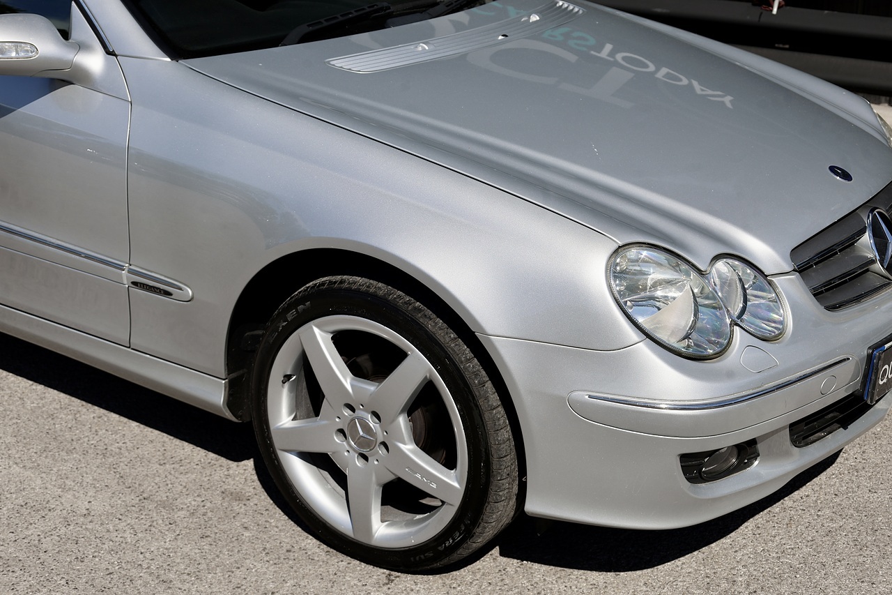Mercedes-Benz CLK 220 CDI Elegance Just 52k Miles + AMG Wheels + Exceptional - Large 19