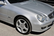 Mercedes-Benz CLK 220 CDI Elegance Just 52k Miles + AMG Wheels + Exceptional - Thumb 19