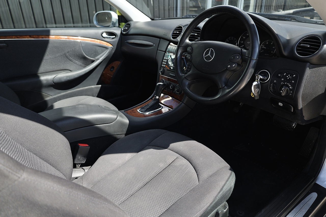 Mercedes-Benz CLK 220 CDI Elegance Just 52k Miles + AMG Wheels + Exceptional - Large 11