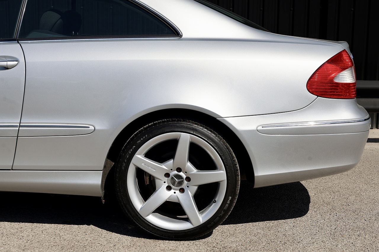 Mercedes-Benz CLK 220 CDI Elegance Just 52k Miles + AMG Wheels + Exceptional - Large 26