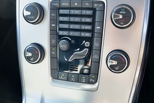 Volvo V70 D2 R-Design Automatic + Full Volvo Main Dealer History + ACC + BLIS - Thumb 7