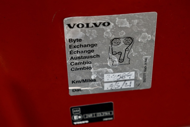 Volvo V70 D2 R-Design Automatic + Full Volvo Main Dealer History + ACC + BLIS Image 15