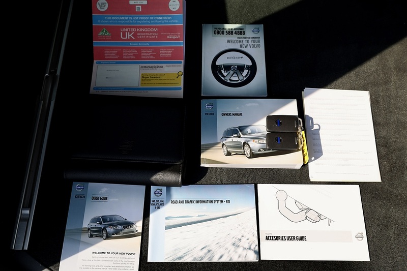 Volvo V70 D2 R-Design Automatic + Full Volvo Main Dealer History + ACC + BLIS Image 19
