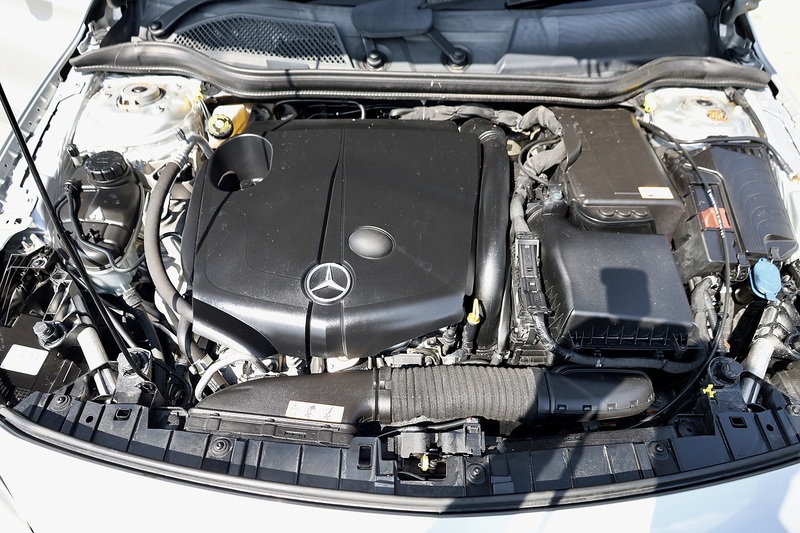 Mercedes-Benz GLA 220 CDI 4Matic SE 2 Former Keepers + Full Service History + Sat Nav + Reverse Cam Image 22