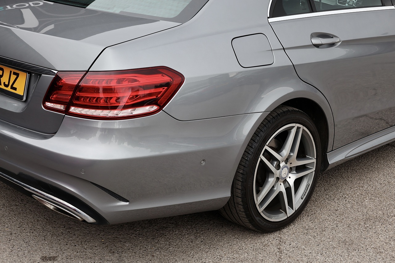 Mercedes-Benz E250 AMG Sport 2 Former Keepers + Full Service History + 360 Cameras - Large 19