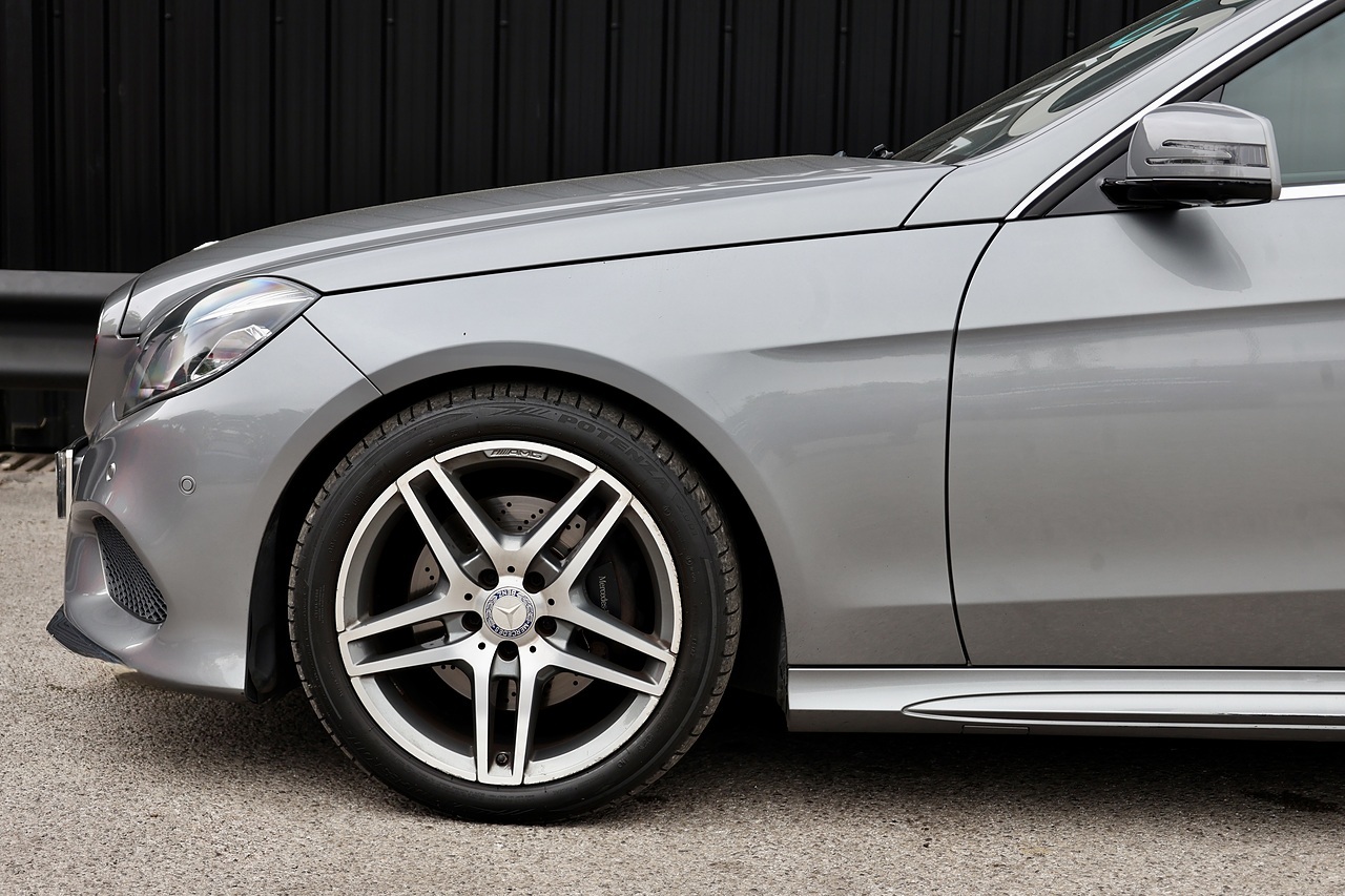 Mercedes-Benz E250 AMG Sport 2 Former Keepers + Full Service History + 360 Cameras - Large 27
