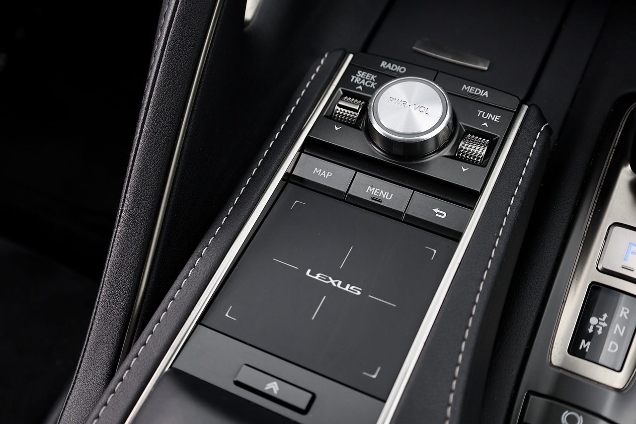 Lexus LC 500 V8 Sport Full Lexus Service History + Lexus Warranty - Large 19