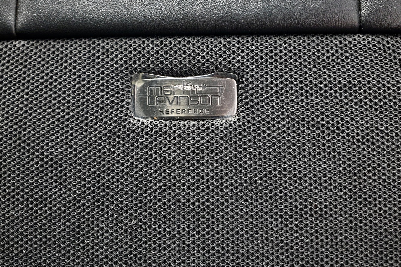 Lexus LC 500 V8 Sport Full Lexus Service History + Lexus Warranty - Large 37