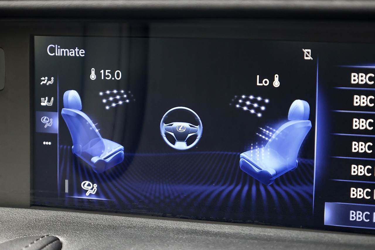 Lexus LC 500 V8 Sport Full Lexus Service History + Lexus Warranty - Large 45