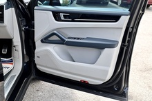 Porsche Cayenne Coupe E-Hybrid 2 Former Keepers + Full Porsche Main Dealer History + £91,000 List Price - Thumb 25