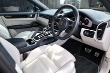 Porsche Cayenne Coupe E-Hybrid 2 Former Keepers + Full Porsche Main Dealer History + £91,000 List Price - Thumb 6