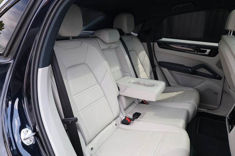 Porsche Cayenne Coupe E-Hybrid 2 Former Keepers + Full Porsche Main Dealer History + £91,000 List Price Image 28