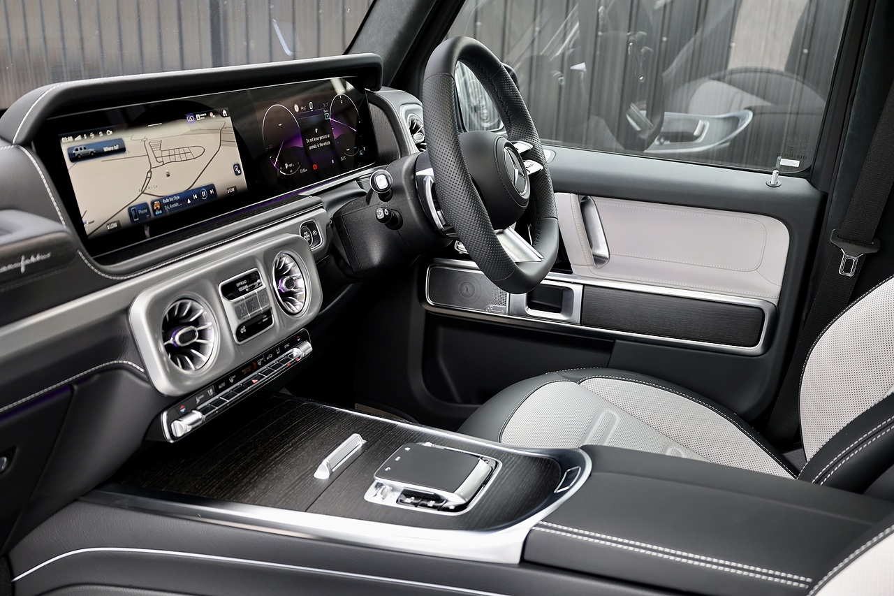 Mercedes-Benz G450d AMG Line Prem+ Night Package + VAT Qualifying - Large 8
