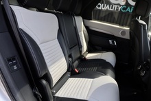 Land Rover Discovery 3.0 R-Dynamic SE 1 Former Keeper + Full Land Rover History + Land Rover Warranty - Thumb 29