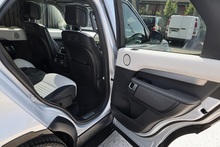 Land Rover Discovery 3.0 R-Dynamic SE 1 Former Keeper + Full Land Rover History + Land Rover Warranty - Thumb 32