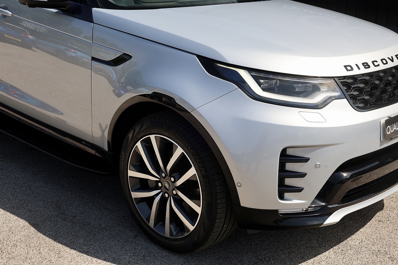 Land Rover Discovery 3.0 R-Dynamic SE 1 Former Keeper + Full Land Rover History + Land Rover Warranty - Large 41