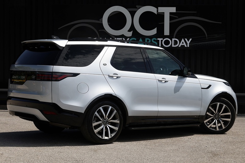Land Rover Discovery 3.0 R-Dynamic SE 1 Former Keeper + Full Land Rover History + Land Rover Warranty Image 10