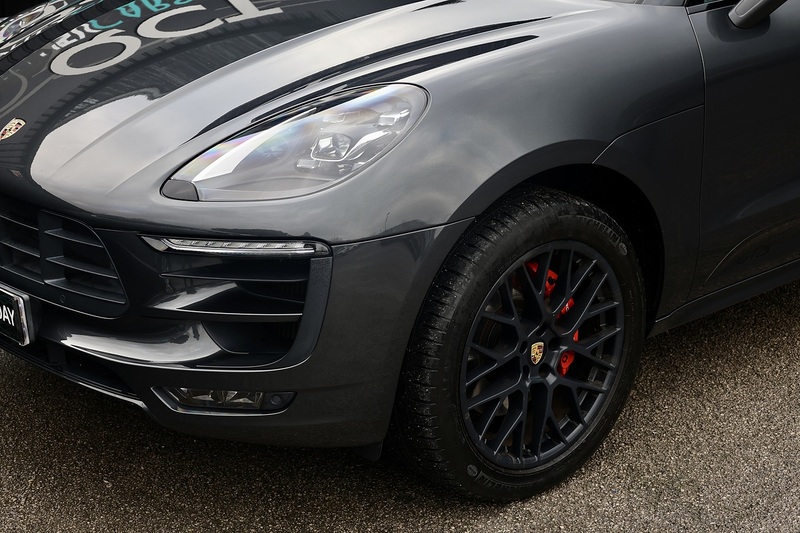 Porsche Macan GTS Image 23