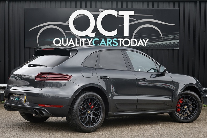 Porsche Macan GTS Image 11