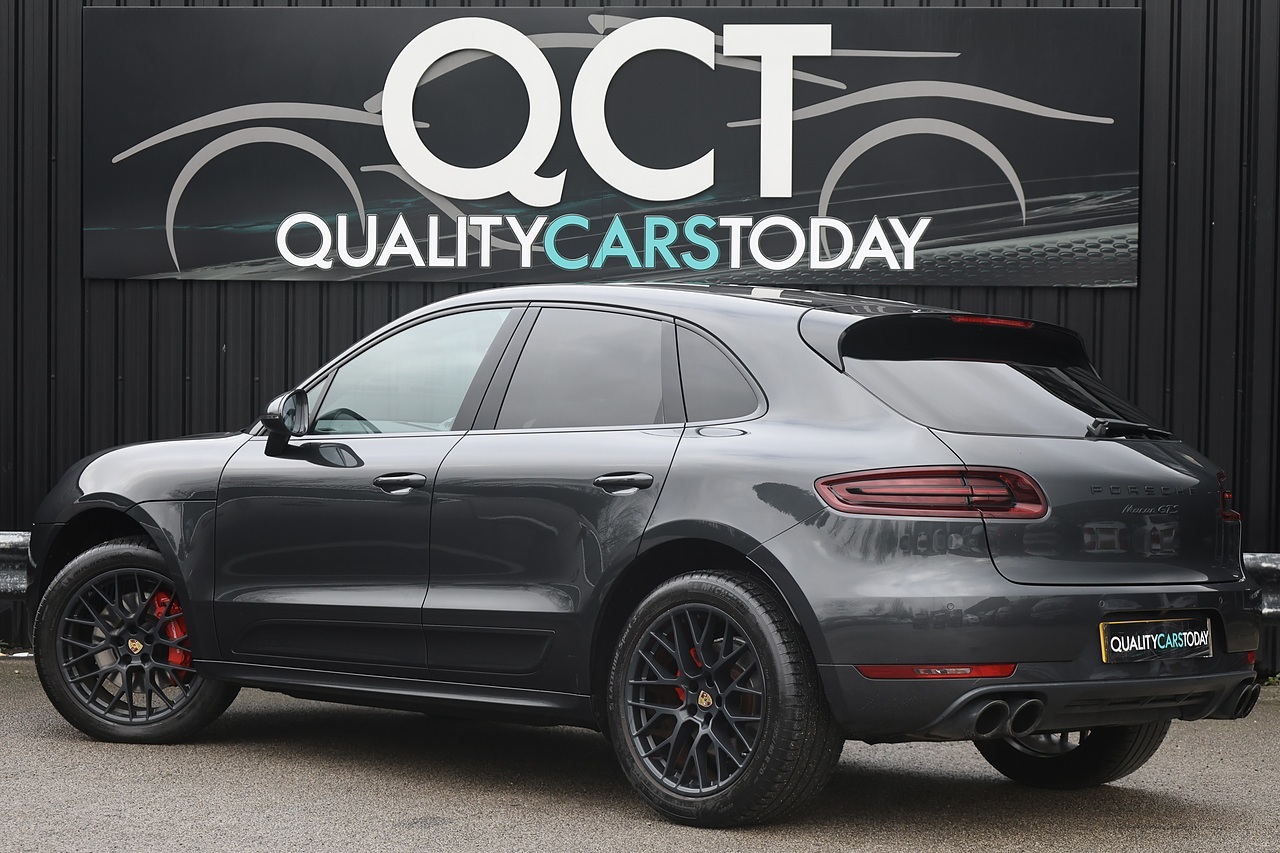 Porsche Macan GTS - Large 10