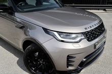 Land Rover Discovery D300 R-Dynamic SE 1 Owner + VAT Qualifying + Sliding Pano Roof - Thumb 22