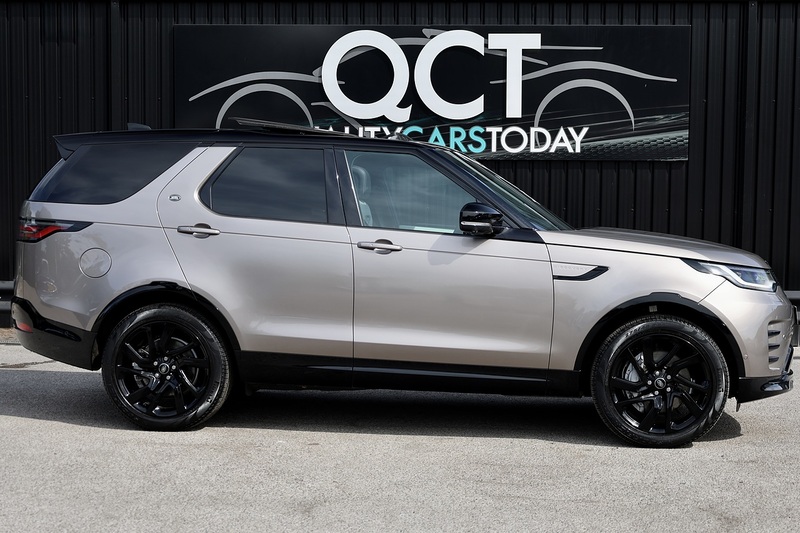 Land Rover Discovery D300 R-Dynamic SE 1 Owner + VAT Qualifying + Sliding Pano Roof Image 7