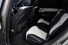 Land Rover Discovery D300 R-Dynamic SE 1 Owner + VAT Qualifying + Sliding Pano Roof - Thumb 32