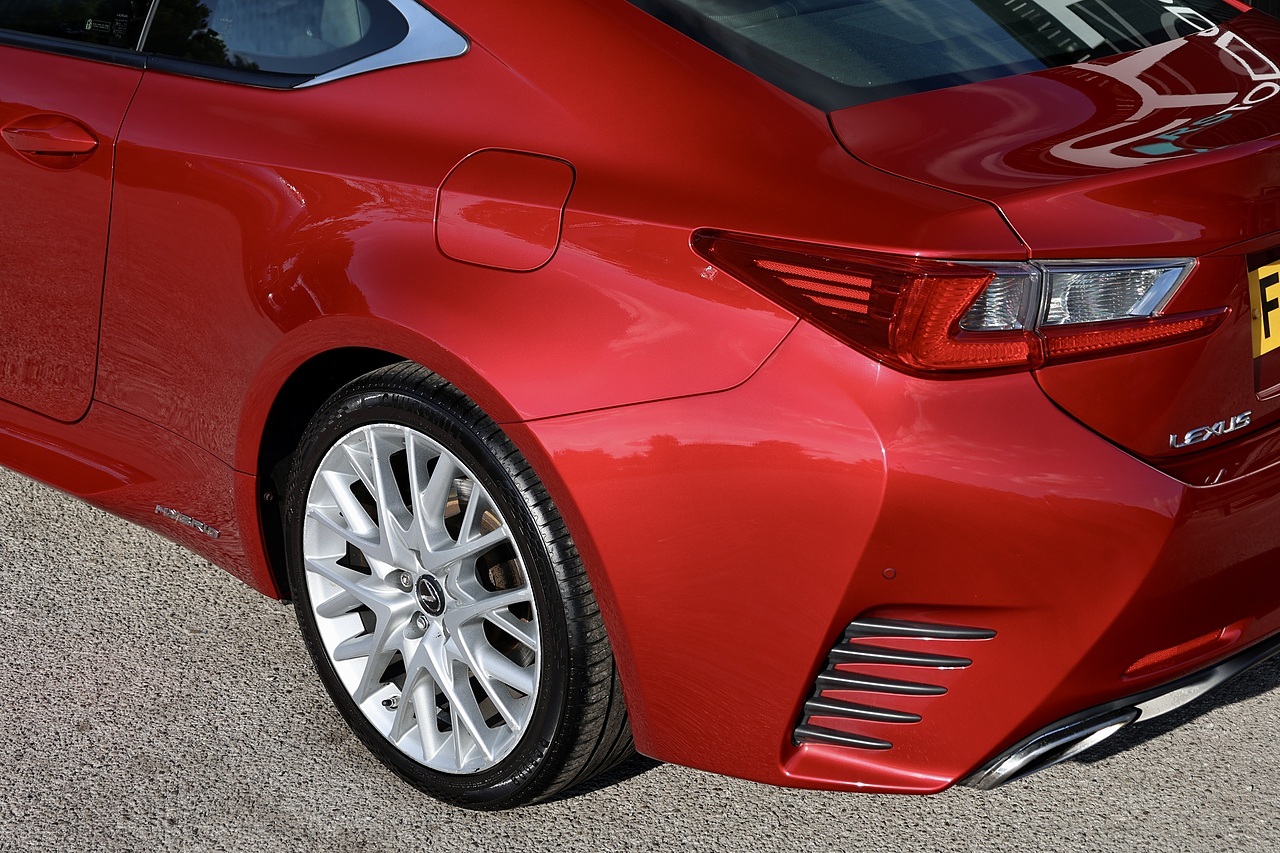 Lexus RC 300H F-Sport Just Serviced by Lexus + Lexus Warranty + ACC + £35 Per Year Road Tax - Large 35