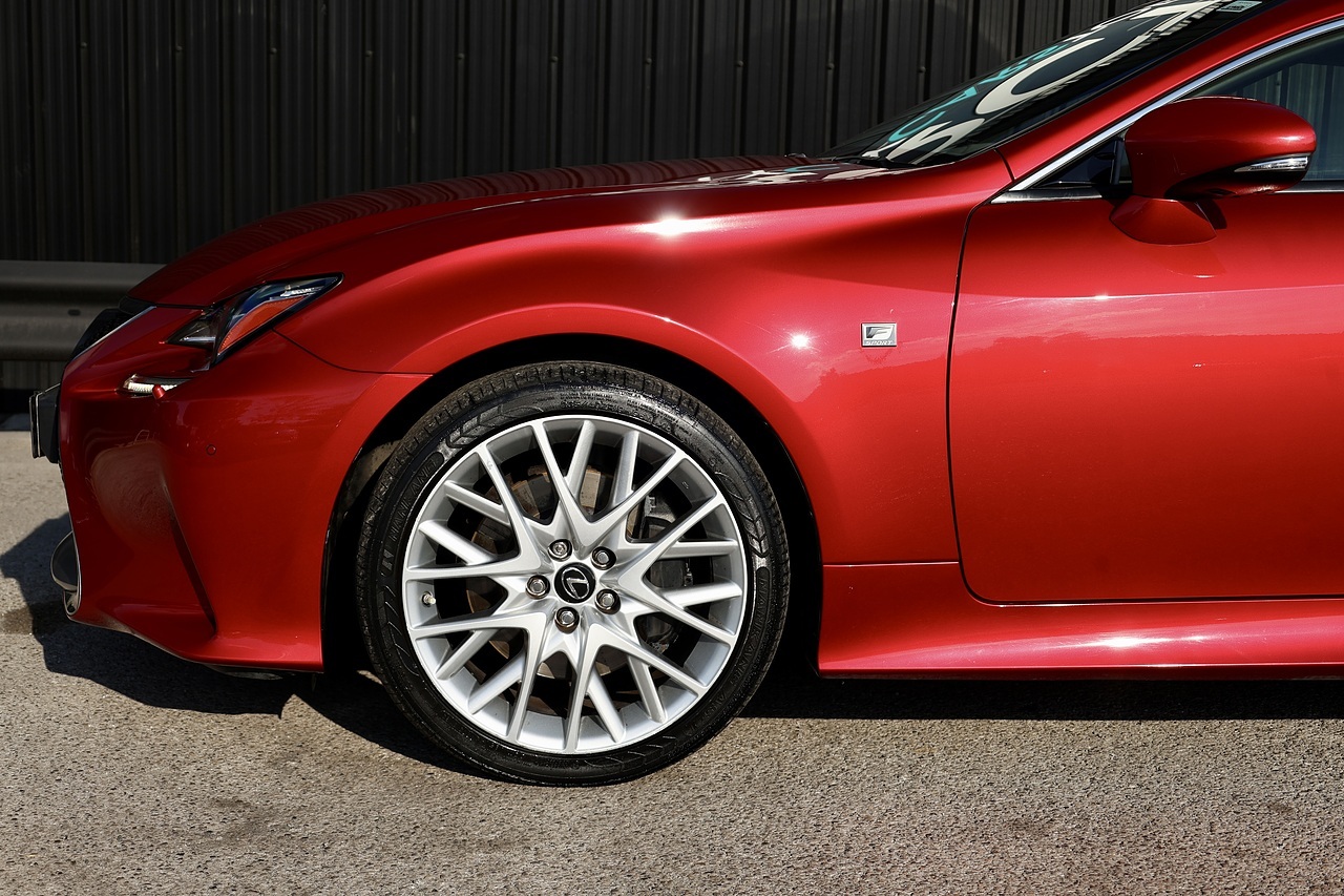 Lexus RC 300H F-Sport Just Serviced by Lexus + Lexus Warranty + ACC + £35 Per Year Road Tax - Large 33